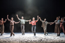 Μιντάτι: Μια μάζωξη-γιορτή από την Τζένη Αργυρίου