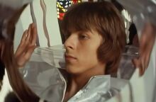 Σαν σήμερα 11 Ιουλίου 1969: Κυκλοφορεί το «Space Oddity» του Ντέιβιντ Μπόουι - Η ιστορία πίσω από το επιδραστικό τραγούδι και ο χαρακτήρας Major Tom.