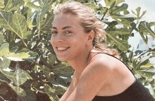 Σμαράγδα Καρύδη