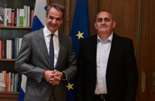 Στιγμιότυπο από τη συνάντηση Μητσοτάκη - Μπελέρη