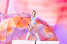 Taylor Swift: Τελειώνει η κυριαρχία της στα charts;