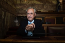 Αποχώρησε από τον ΣΥΡΙΖΑ ο Γιάννης Δραγασάκης