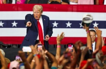 Ντόναλντ Τραμπ