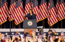 ΗΠΑ: Η Κάμαλα Χάρις ξεκινά διαφημιστική εκστρατεία ύψους 50 εκατομμυρίων δολαρίων - Στη δημοσιότητα το πρώτο προεκλογικό σποτ της καμπάνιας.