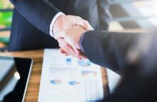 ΕΛΣΤΑΤ: Στο 9,6% μειώθηκε η ανεργία τον Ιούνιο φέτος - Μονοψήφιο ποσοστό για πρώτη φορά από το 2009 - Αύξηση των απασχολούμενων. 