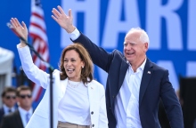 Κάμαλα Χάρις vs Ντόναλντ Τραμπ: Μία συνολική ανάλυση για τις αμερικανικές εκλογέςΚάμαλα Χάρις vs Ντόναλντ Τραμπ: Μία συνολική ανάλυση για τις αμερικανικές εκλογές