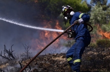 Φωτιά στην Αττική: Γιατί οι Αρχές δεν μπόρεσαν να σβήσουν την πυρκαγιά