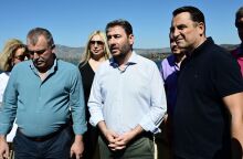 Νίκος Ανδρουλάκης για φωτιά στην Αττική: «Στο ίδιο έργο θεατές με πυρκαγιές και καταστροφές ακόμη και λίγα χιλιόμετρα από το κέντρο της πρωτεύουσας»