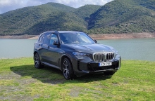 BMW X5 xDrive 50: Καθ΄οδόν για τη λίμνη Σμοκόβου καταλαβαίνεις τι αυτοκίνητο οδηγείς