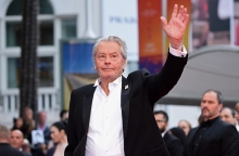 Αλέν Ντελόν: Το τελευταίο αντίο στον σπουδαίο ηθοποιό