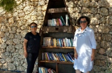 Πόρτο Χέλι: Μια βάρκα που έγινε ένα παράθυρο στον κόσμο 