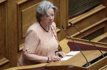 Αθηνά Λινού