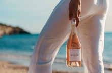 Sincerely Mariah: Το νέο κρασί για τον γάμο του Γιάννη Αντετοκούνμπο και της Μαράια 