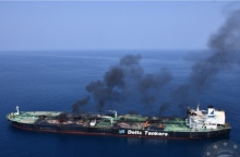 Χούθι: Σταματά η ρυμούλκηση του Sounion από τις «Ασπίδες» 