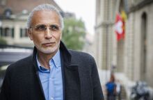 Ελβετία: Σε φυλάκιση τριών ετών, το ένα χωρίς αναστολή, καταδικάστηκε στο εφετείο ο ισλαμολόγος Ταρίκ Ραμαντάν για βιασμό και σεξουαλικό καταναγκασμό