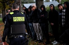 DW: Γερμανική «στροφή» στο μεταναστευτικό - Το νέο πακέτο και η εσωτερική ασφάλεια