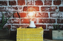 Λάμπα αναμμένη