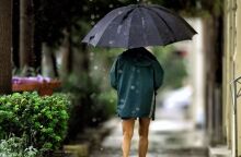 Kαιρός σήμερα: Συννεφιά και βροχές την Κυριακή