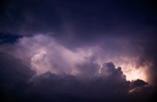 Σύννεφα και αστραπές