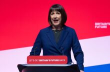 Βρετανία: Η τηλεργασία μπορεί να πλήξει την αποδοτικότητα, υποστηρίζει η Ρέιτσελ Ριβς - Υιοθετεί διαφορετική θέση σε σχέση με υπουργούς των Εργατικών.