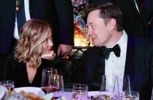 Έλον Μασκ - Τζόρτζια Μελόνι και... love is in the air