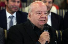 Ο Γιώργος Κατσαρός έκανε δηλώσεις λίγο μετά τη μεγάλη συναυλία προς τιμήν του στο Ηρώδειο.