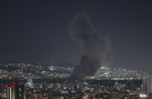 Καπνός μετά από επίθεση του Ισραήλ στον Λίβανο