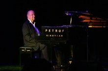 Μίμης Πλέσσας