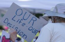 Αμβλώσεις στη Τζόρτζια: Τις απαγορεύει μετά την 6η εβδομάδα της κύησης