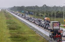 Ο κυκλώνας Μίλτον πλησιάζει 