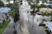O τυφώνας Μίλτον στη Φλόριντα αφήνει πίσω του νεκρούς, σκοτάδι και χιλιάδες στα καταφύγια