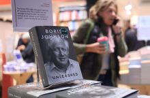 Βρετανία: Το βιβλίο με τα απομνημονεύματα του Μπόρις Τζόνσον καθυστερεί να φτάσει σε καταστήματα της ΕΕ λόγω Brexit - Οι επιπτώσεις των συνοριακών ελέγχων  