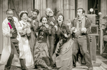 Κερδίστε 20 διπλές προσκλήσεις για την παράσταση «Στο διπλανό δωμάτιο ή το έργο του δονητή»