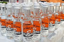 Στην Καβάλα όλοι πίνουν «Το δικό μας» ούζο