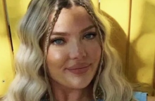 Η Μπρούκλιν που έχασε την όραση από το ένα μάτι, λόγω των φακών επαφής της 