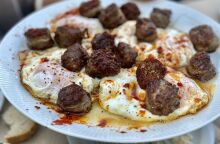 «Τρεις και ο κούκος»: ένα νόστιμο καφενείο στον Ροδώνα Φλώρινας