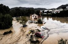 Σαρωτικές πλημμύρες στην Ισπανία: Εικόνες αποκάλυψης σε Βαλένθια και Ανδαλουσία