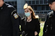 Δίκη Ρούλας Πισπιρίγκου: Τα σημάδια στο πρόσωπο της Μαλένας είναι από πίεση που υπέστη από παλάμη, είπε ο ιατροδικαστής Νίκος Καρακούκης.