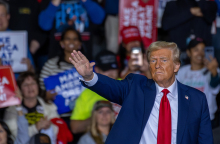 Εκλογές ΗΠΑ 2024: Αυτό που έρχεται είναι φασισμός ή κάτι χειρότερο;