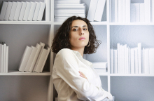 Μαρίνα Παπούλα - Μήτερ ημών: Ποιήματα για γερά νεύρα