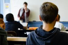 Νέα Ιωνία: Την παρέμβαση του υπουργείου Παιδείας προκάλεσε το περιστατικό bullying που σημειώθηκε σε γυμνάσιο - 14χρονοι μαθητές έκλεισαν σε φρεάτιο 12χρονο