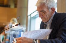 Γιάννης Μπουτάρης: Την Τρίτη η πολιτική κηδεία του στη Θεσσαλονίκη - Μεσίστιες κυματίζουν οι σημαίες στο δημαρχείο σε ένδειξη πένθους