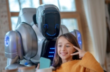 Τεχνητή νοημοσύνη και ανήλικοι: πού θα μπει η κόκκινη γραμμή;