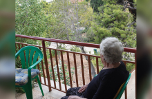 Εσύ; Θα έβαζες τους γονείς σου σε γηροκομείο; 