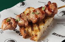 Ringo: Μια ολοκαίνουργια Kalamaki Pub με τέλεια καλαμάκια στην Πρωτογένους