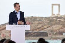 Ο Μητσοτάκης στη Νάξο για την υπογραφή της σύμβασης για τη σύσταση του Ταμείου Απανθρακοποίησης Νησιών 
