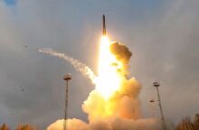 Ρωσία: «Ανοικτό ζήτημα» η επανέναρξη δοκιμών πυρηνικών όπλων με δεδομένη την κίνηση των ΗΠΑ - Αλλαγή στάσης από τη Μόσχα μετά τις τελευταίες εξελίξεις. 