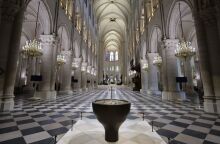 Η Παναγία των Παρισίων ανοίγει και πάλι σήμερα τις πόρτες της 