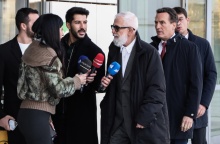 Πέτρος Φιλιππίδης