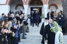 Κώστας Γεωργουσόπουλος: Συγκίνηση στο τελευταίο αντίο στον σπουδαίο θεατράνθρωπο